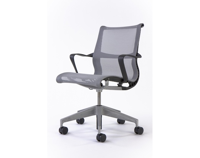 ハーマンミラー(Herman Miller) Setu Chair Multipurpose Chair 5本脚タイプ アーム付の写真