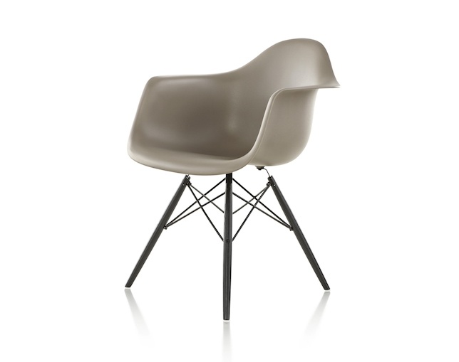 ハーマンミラー(Herman Miller) Eames Shell Chair Armchair ダウェルベースのメイン写真