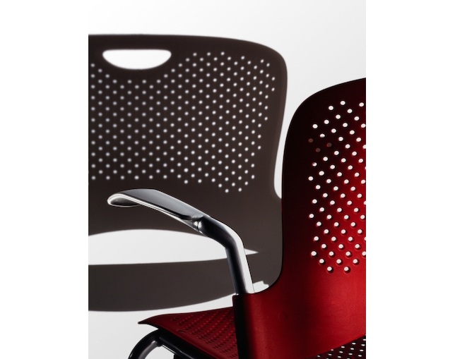 ハーマンミラー(Herman Miller) Caper Chair Stacking Chairのメイン写真