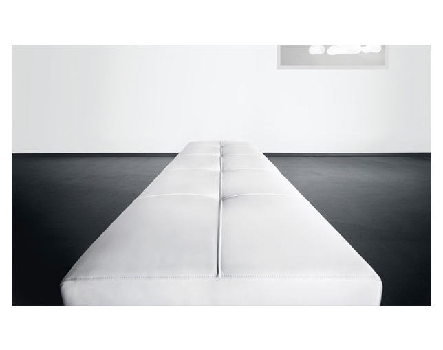 WALTER KNOLL(ウォルターノル) Foster 510 Bench without backrestの写真