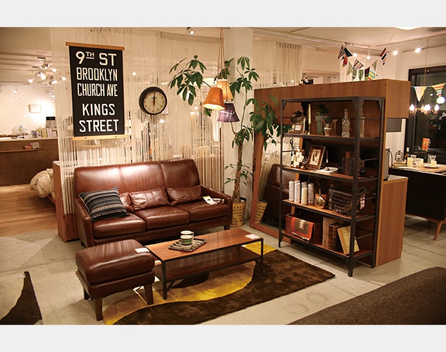 unico(ウニコ) FRAYE leather sofa 3 seaterのメイン写真