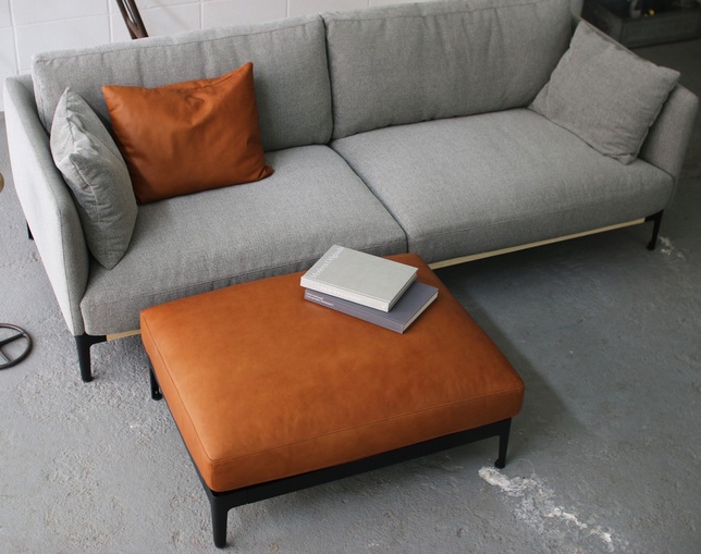 MCRAFT dual(エムクラフト デュアル) dual sofa ottomanの写真