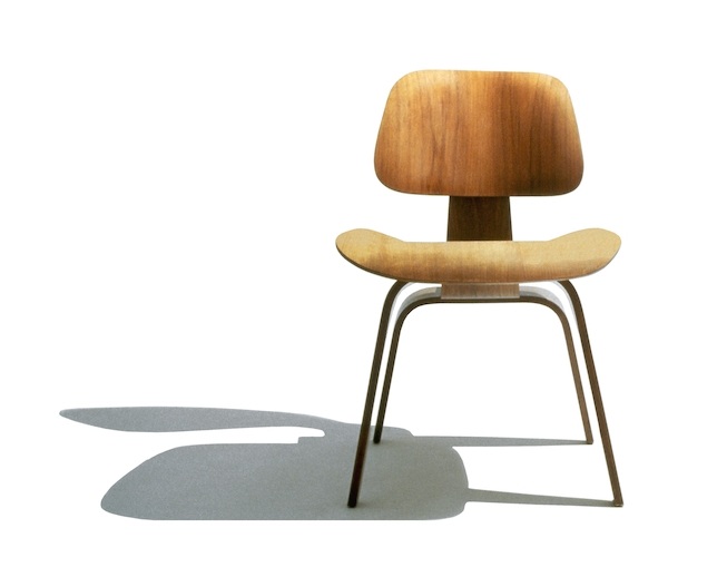 ハーマンミラー(Herman Miller) Eames Molded Plywood Dining Chair ウッドレッグの写真