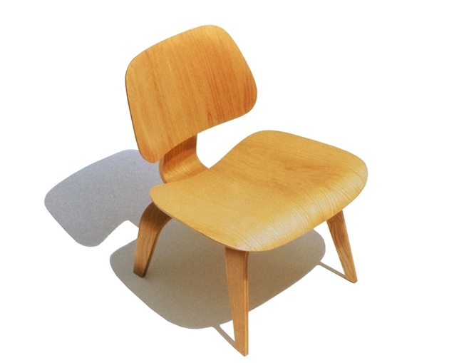 ハーマンミラー(Herman Miller) Eames Molded Plywood Lounge Chair ウッドレッグの写真