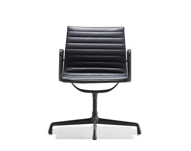 ハーマンミラー(Herman Miller) Eames Aluminum Group Side Chair 4本脚タイプ アーム付のメイン写真