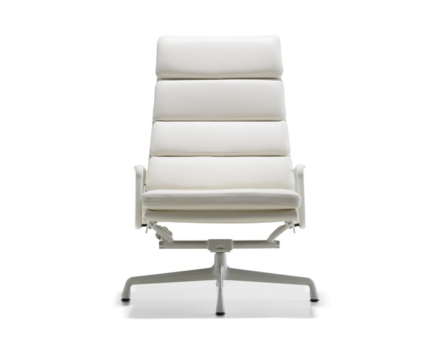 ハーマンミラー(Herman Miller) Eames Soft Pad Group Lounge Chair 4クッションの写真