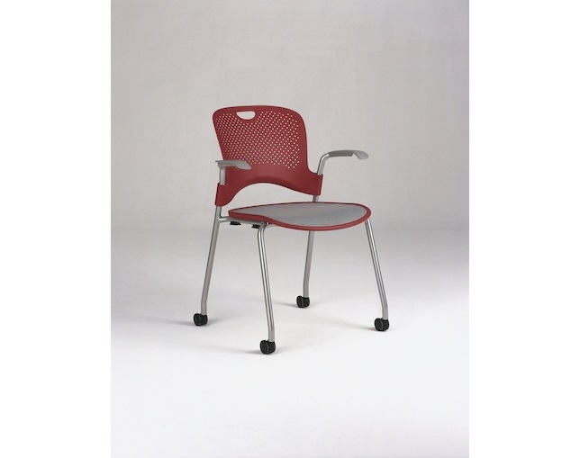 ハーマンミラー(Herman Miller) Caper Chair Stacking Chairの写真