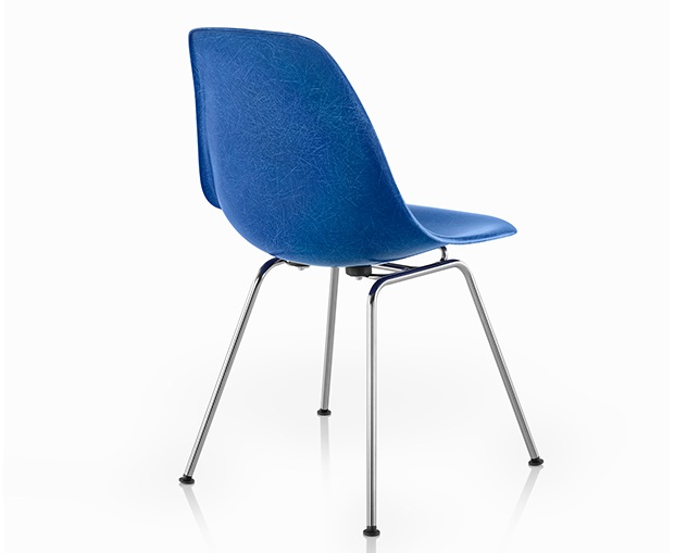 ハーマンミラー(Herman Miller) Eames Molded Fiberglass Side Chair 4-Leg Baseの写真