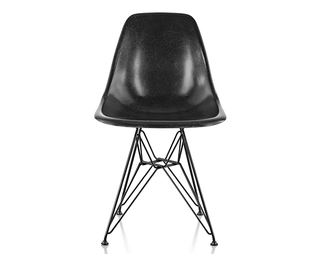 ハーマンミラー(Herman Miller) Eames Molded Fiberglass Side Chair Wire Baseの写真