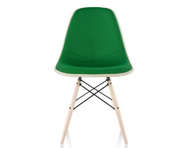 ハーマンミラー(Herman Miller) Eames Upholstered Molded Fiberglass Side Chair Dowel Baseの写真
