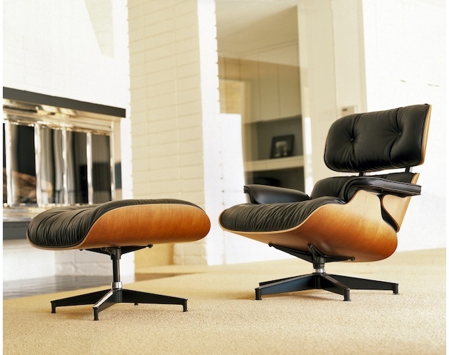 ハーマンミラー(Herman Miller) Eames Lounge Chair & Ottomanの写真