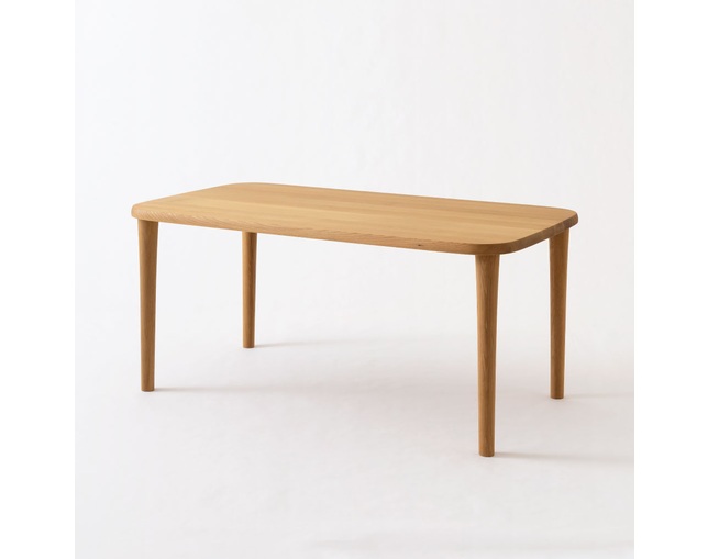 HIDA（飛騨産業株式会社） テーブルの写真