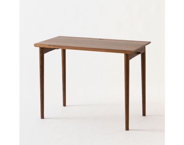 HIDA（飛騨産業株式会社） デスクの写真