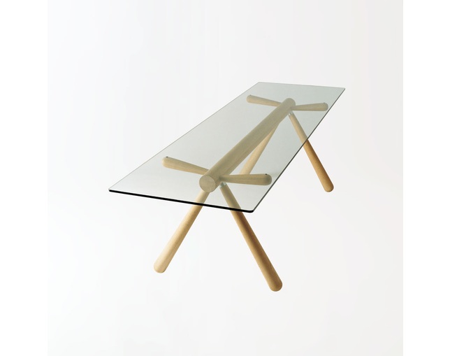 HIDA（飛騨産業株式会社） テーブル(Giulie)の写真