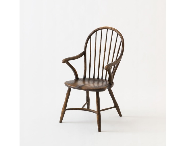 HIDA（飛騨産業株式会社） ボウバックアームチェアの写真