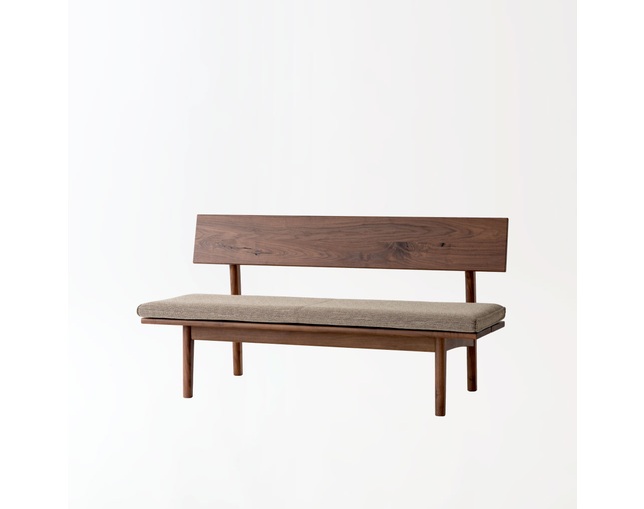 HIDA（飛騨産業株式会社） ベンチの写真