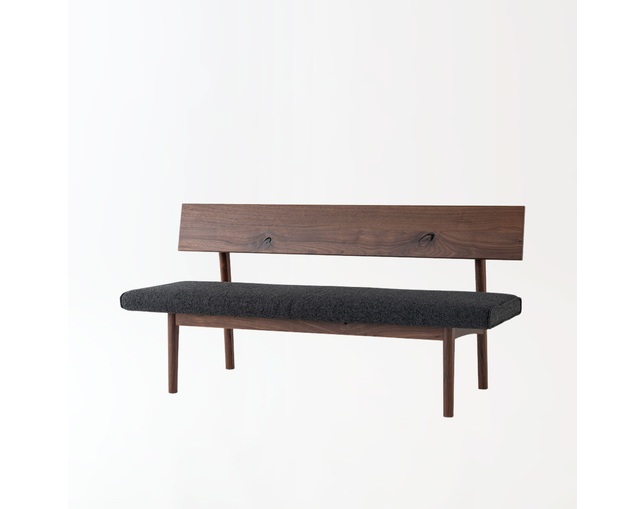 HIDA（飛騨産業株式会社） ベンチの写真