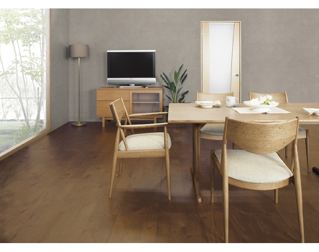 柏木工(KASHIWA) マイスターアームチェアの写真