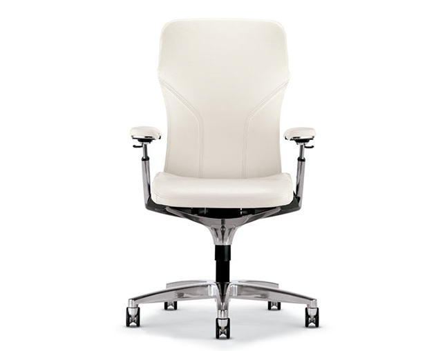 オールスチール(Allsteel) Acuity 革張り オフィスチェアの写真