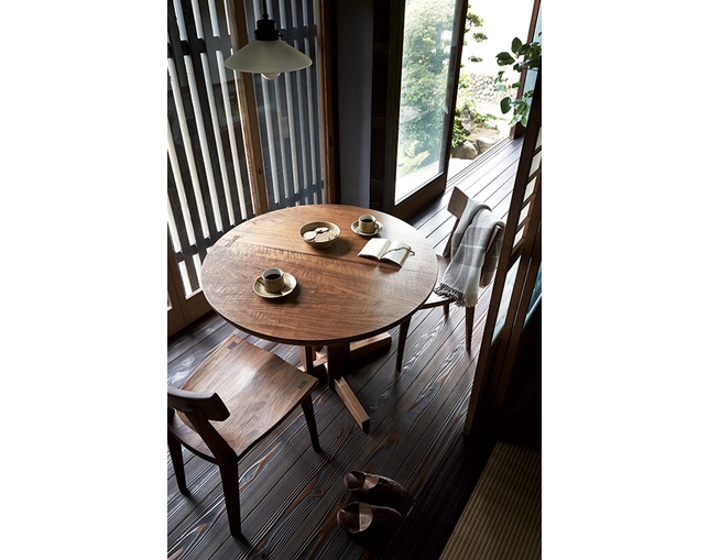 シラカワ(shirakawa) ダイニングテーブルの写真