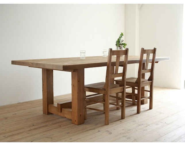 広松木工(広松) ガラ ダイニングテーブル 210の写真