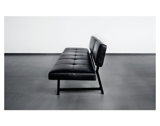 WALTER KNOLL(ウォルターノル) Foster 510 Bench with backrestの写真