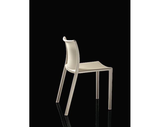 MAGIS(マジス) Air-Chairの写真