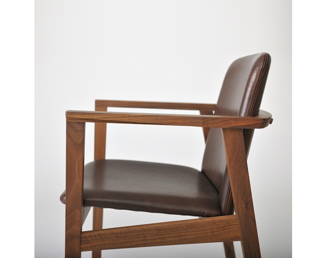 カーフ(karf) Ann chair / Walnutの写真