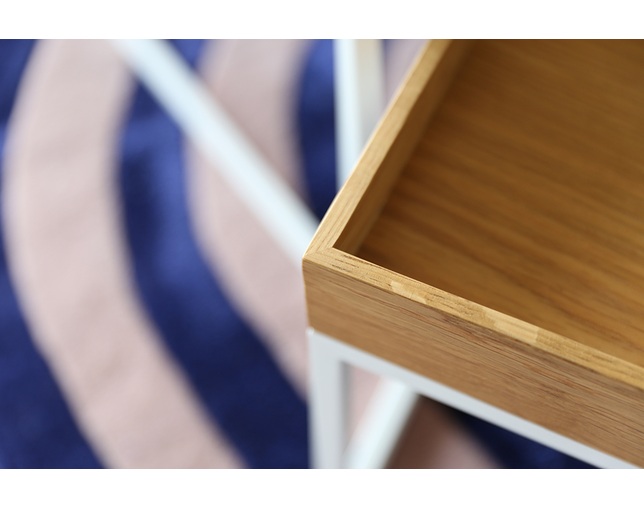 高野木工(TAKANO MOKKOU/タカノ モッコウ) サイドテーブルの写真