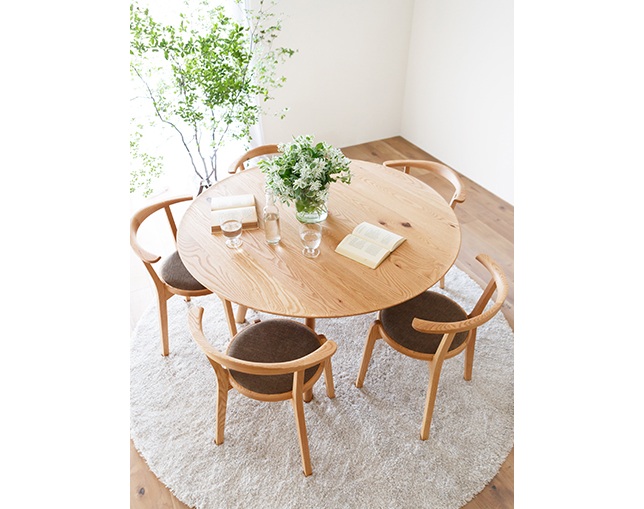 ヒラシマ(HIRASHIMA) Circle Dining Tableのメイン写真