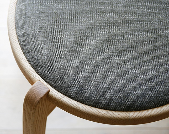 ヒラシマ(HIRASHIMA) Counter Chairの写真