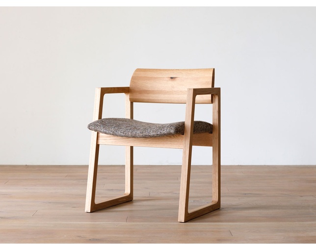 ヒラシマ(HIRASHIMA) Arm Chairの写真