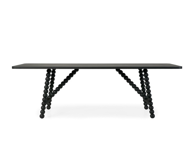moooi(モーイ) Balls Tableの写真