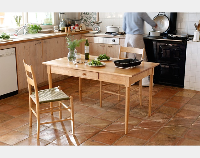 サーブ(SERVE) Table type 01の写真