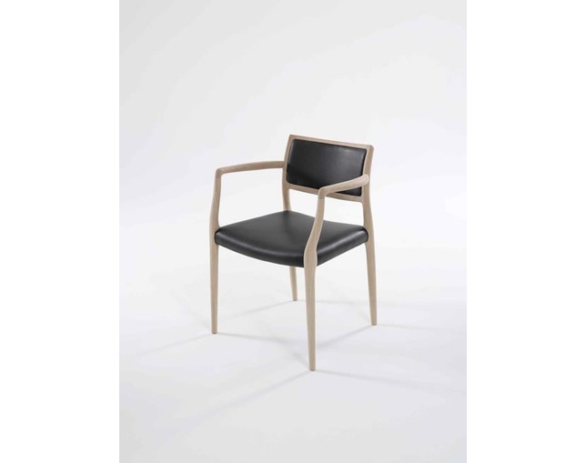J.L. Moller(ジェイエルムラー) No.65 Chairの写真