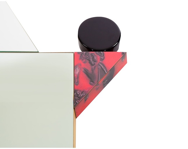 MEMPHIS(メンフィス) DIVA ミラーの写真