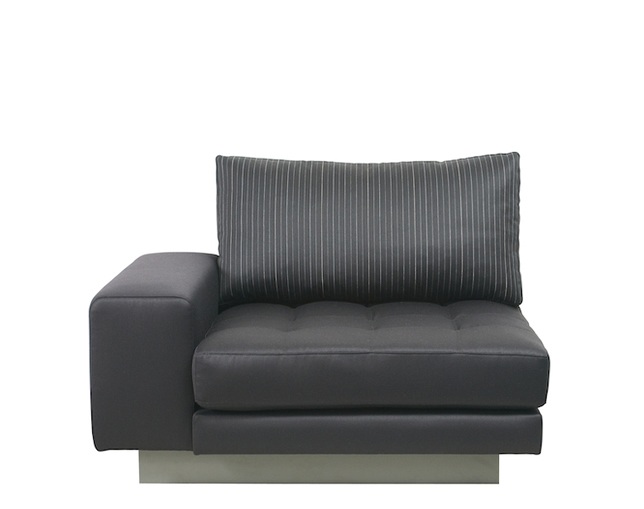 エリア(AREA) sofa GARDEN 2unite + ottomanの写真