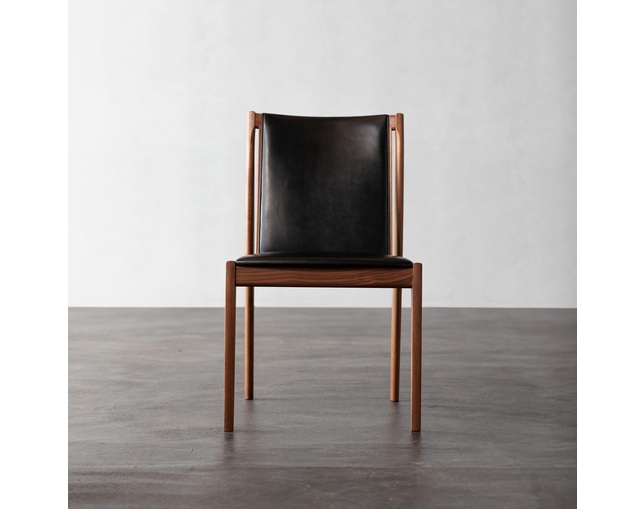 リッツウェル(Ritzwell) CLAUDE chairの写真