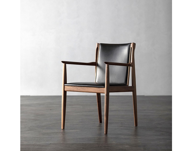 リッツウェル(Ritzwell) CLAUDE armchairの写真