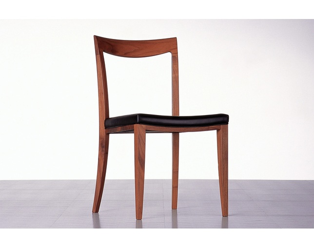 リッツウェル(Ritzwell) CAREZZA chairの写真