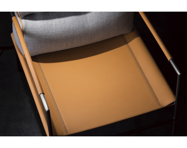 リッツウェル(Ritzwell) IBIZA FORTE (HAND STITCH)  easy chairの写真