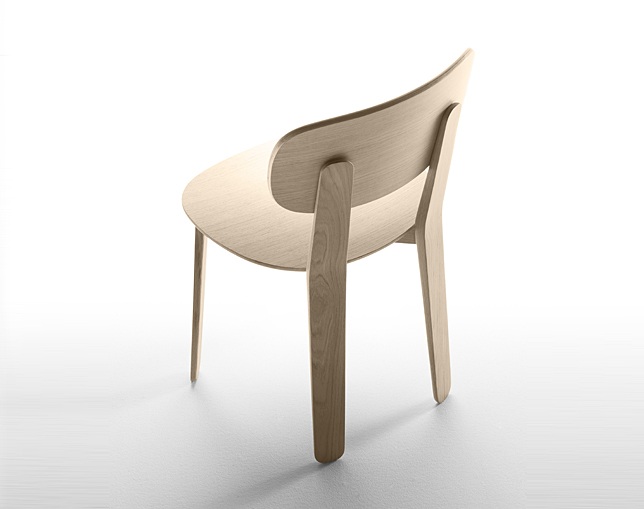 アルキ(ALKI) Triku Chair in oak - seat and back in oak / fabric / leatherのメイン写真