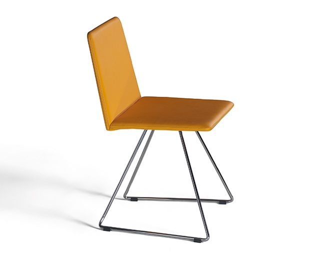 capdell(カプデル) Upholstered chair. Different bases. (662PTN)のメイン写真