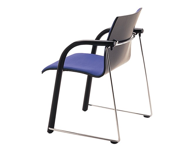 トーネット(THONET) S320Pの写真