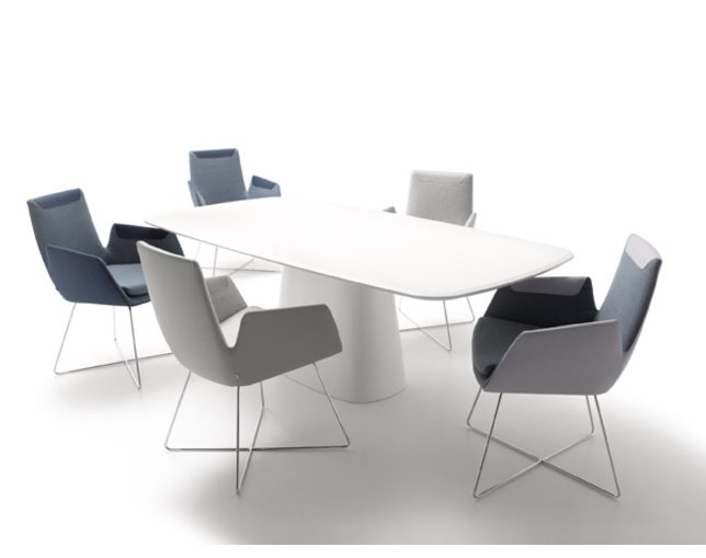 コア(COR) Table CONIC T8622の写真