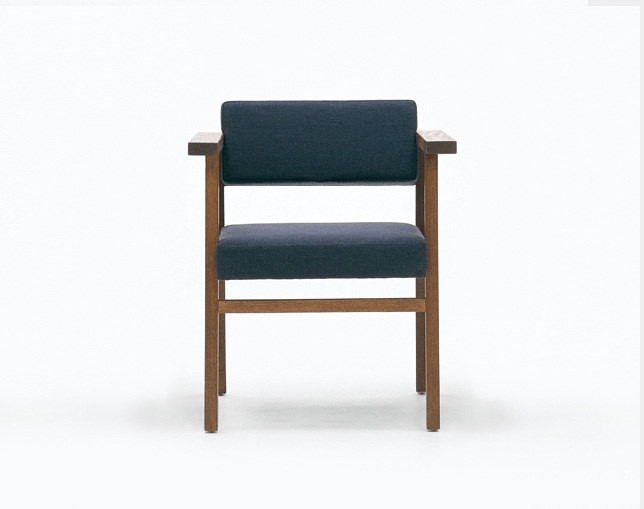 グラフ(graf original furniture) Narrative(ナラティヴ) IBEX Chairの写真