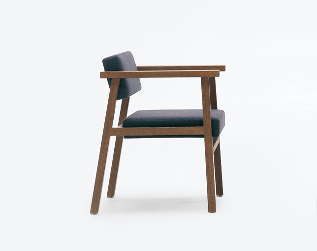 グラフ(graf original furniture) Narrative(ナラティヴ) IBEX Chairのメイン写真