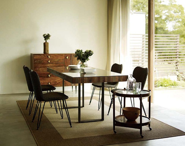 ビーナ(bina) GRAHAM DINNING TABLEの写真