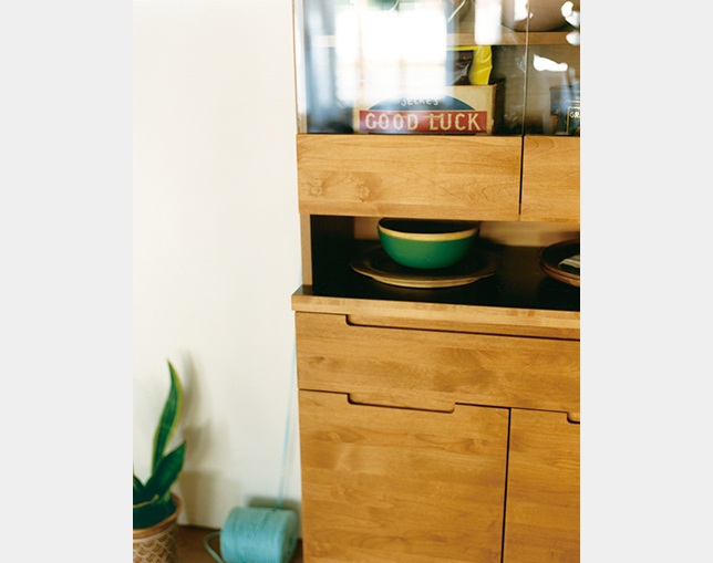 unico(ウニコ) WYTHE cupboardの写真