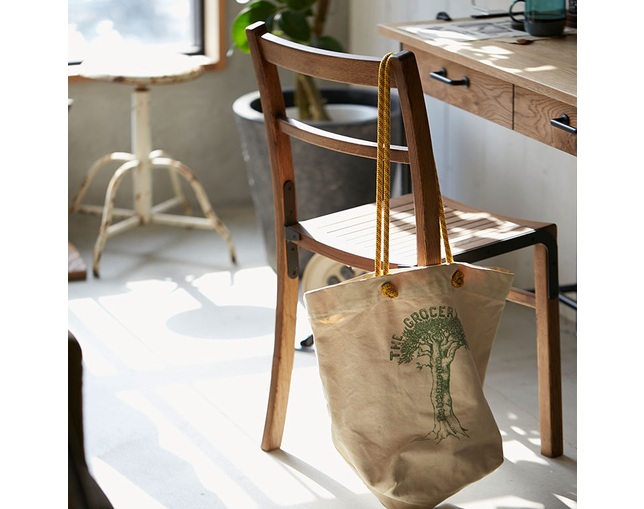 クラッシュプロジェクト(CRUSH CRASH PROJECT) イオII チェアの写真